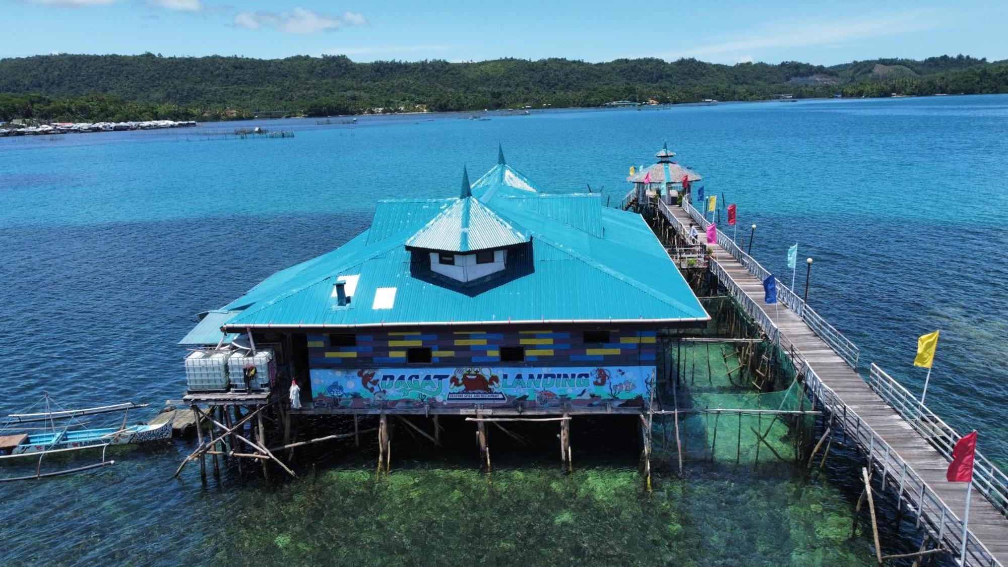 Enchanted River Rock Island Resort Hinatuan Exterior photo